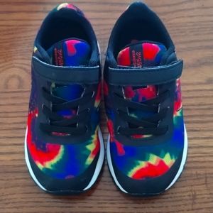 New Balance toddler girls, size 9 sneakers